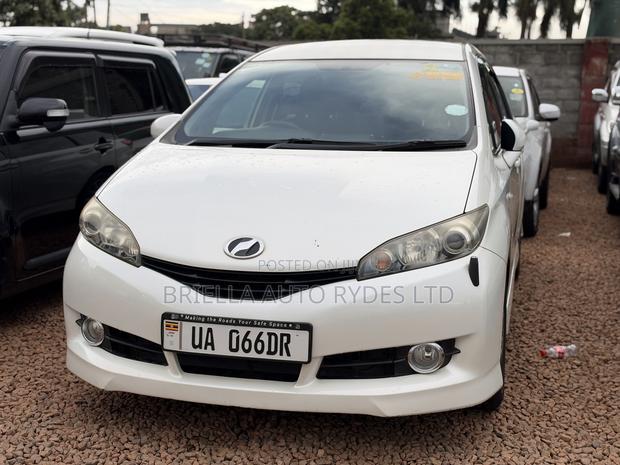 Toyota Wish 2010 White