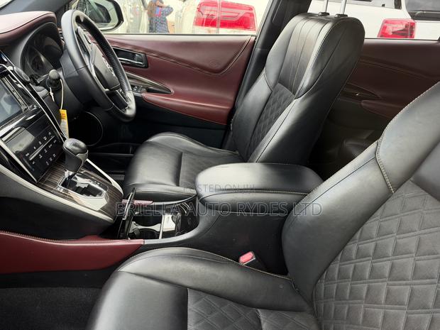 Toyota Harrier 2015 White
