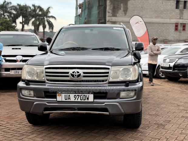 Toyota Land Cruiser Prado 2006 Black