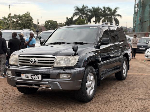 Toyota Land Cruiser Prado 2006 Black