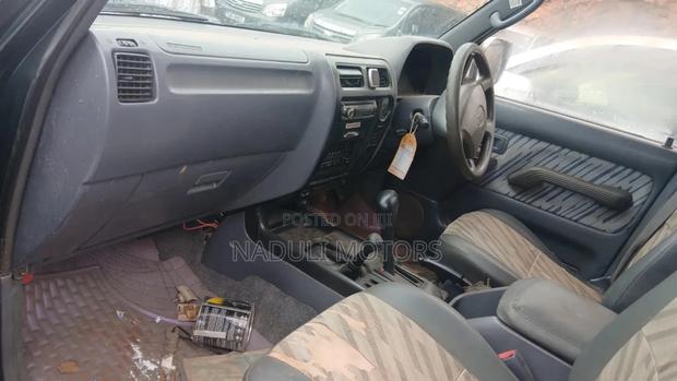 Toyota Land Cruiser Prado 2002 Green