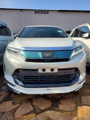 Toyota Harrier 2.0 2017 White for sale