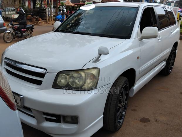Toyota Kluger 2006 White