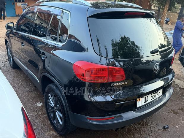Volkswagen Tiguan 2014 Black