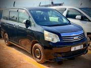 Toyota Noah 2.0 143hp AWD (8 Seater) 2012 Black for sale