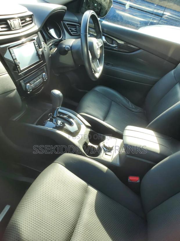 Nissan X-Trail 2.0 Petrol AWD 2016 Silver