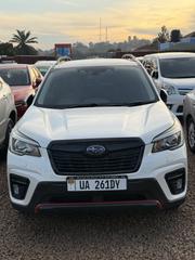 Subaru Forester 2.5i Touring AWD 2018 White for sale