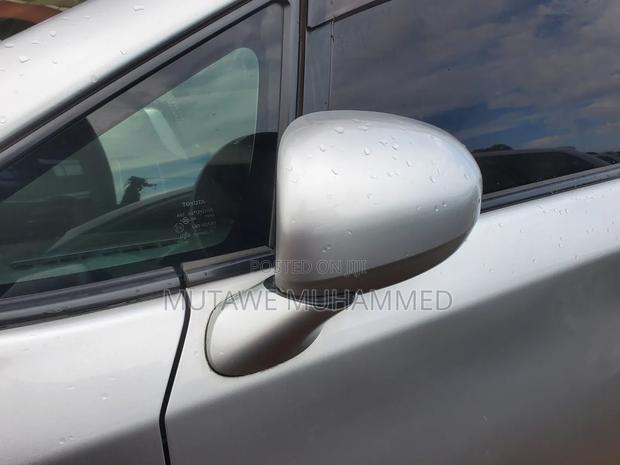 Toyota Wish 2010 Silver
