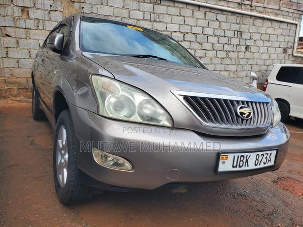 Toyota Harrier 2009 Silver