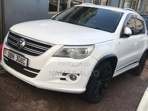 Volkswagen Tiguan 2012 White