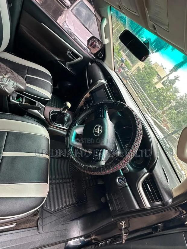 Toyota Fortuner 2017 Black