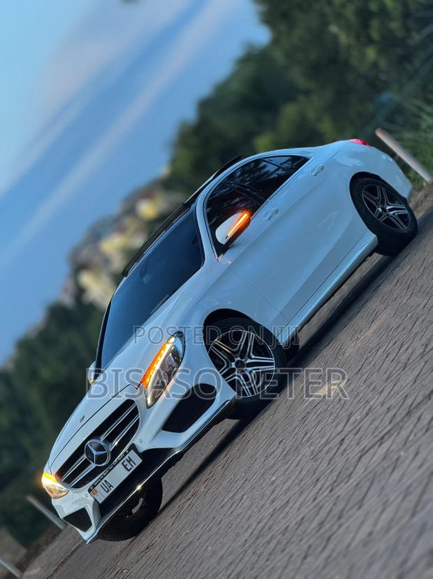 Mercedes-Benz C200 2016 White