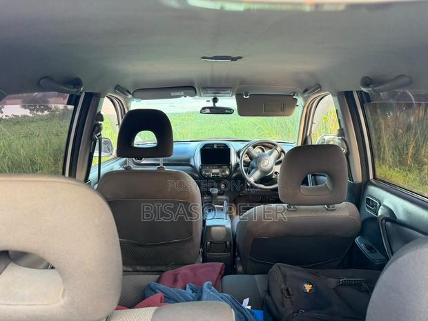 Toyota RAV4 2001 Silver