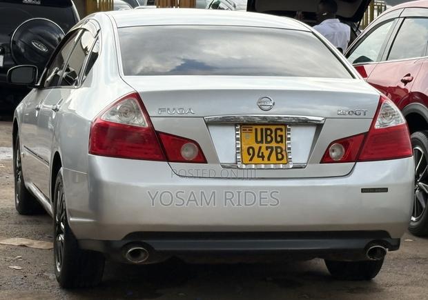 Nissan Fuga 2007 Silver