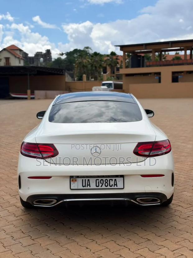 Mercedes-Benz C200 2020 White