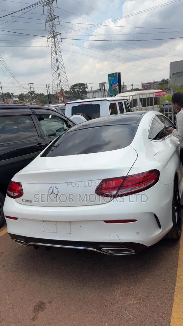Mercedes-Benz C200 2020 White