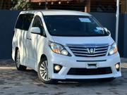 Toyota Alphard 2013 White for sale