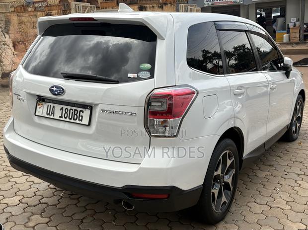 Subaru Forester 2016
