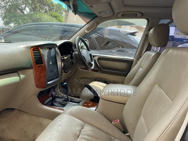 Toyota Land Cruiser 2007 Silver