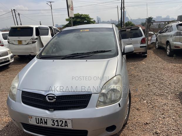 Toyota Corolla Spacio 2004 Silver