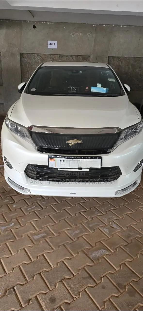 Toyota Harrier Hybrid Progress 2015 White