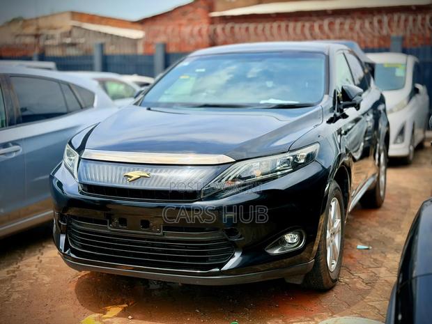 Toyota Harrier 2.0 2014 Black