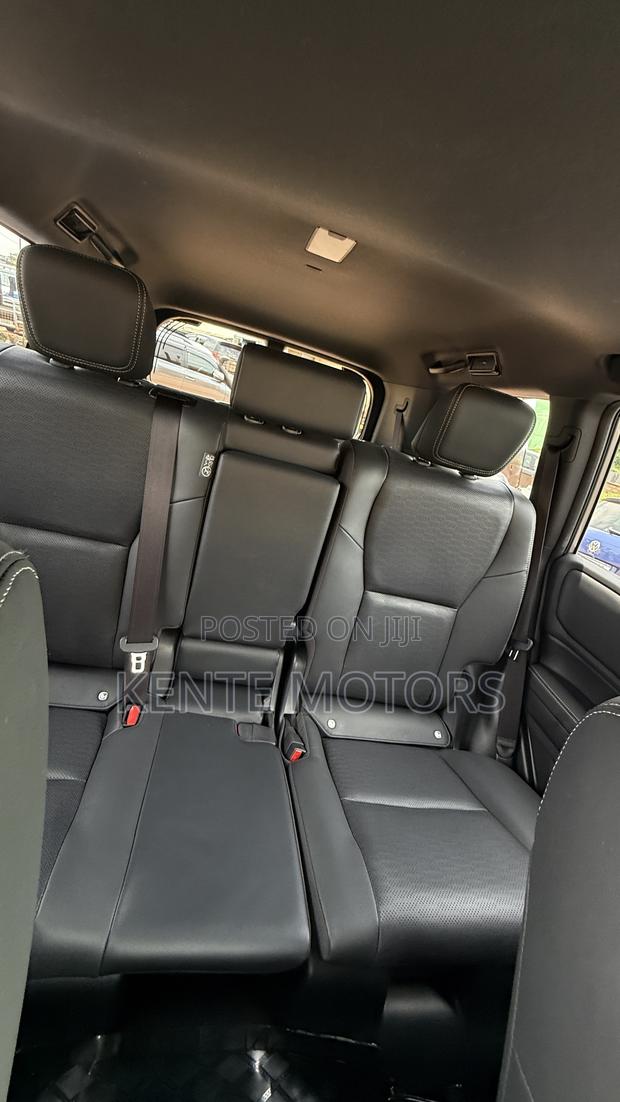 Toyota Land Cruiser Prado 2.7 2025 Brown