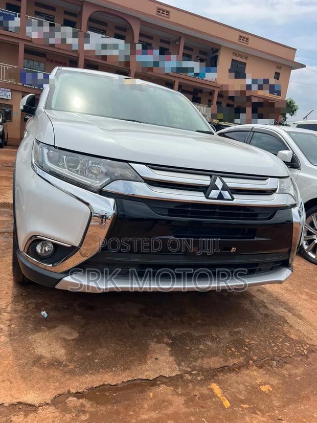 Mitsubishi Outlander 2.4 PHEV AWD 2017 White