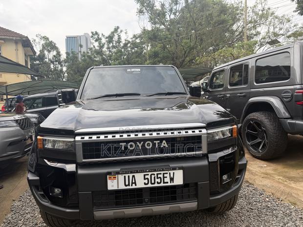 Toyota Land Cruiser Prado 2024 Black