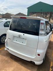 Toyota Sienta 1.5 FWD 2012 White for sale