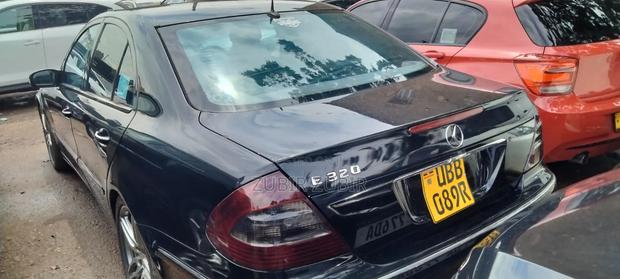Mercedes-Benz E320 2007 Black