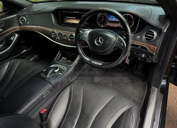 Toyota Mark X 2012 Black