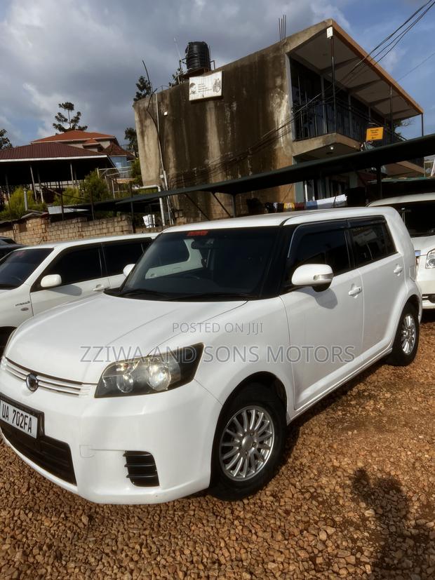 Toyota Corolla Rumion Hatchback 1.8 AWD 2008 White