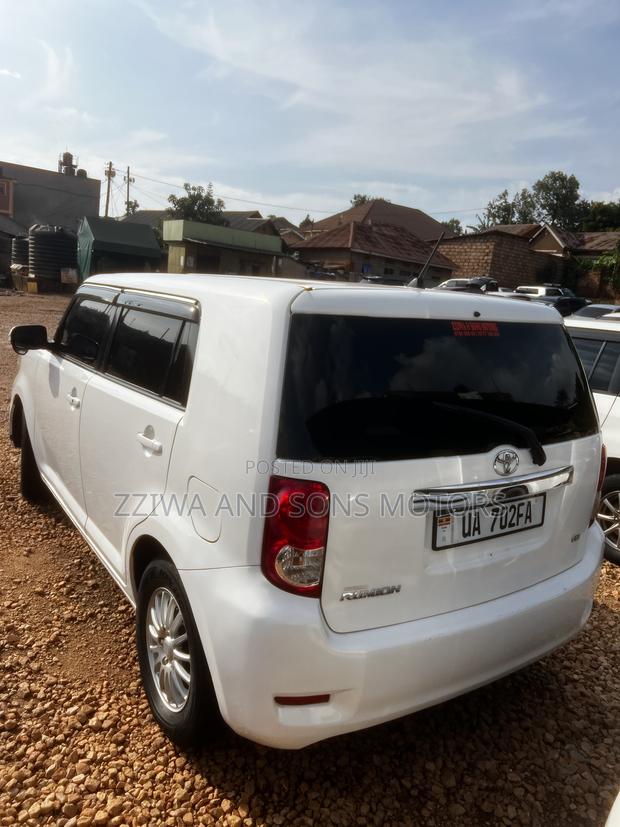 Toyota Corolla Rumion Hatchback 1.8 AWD 2008 White