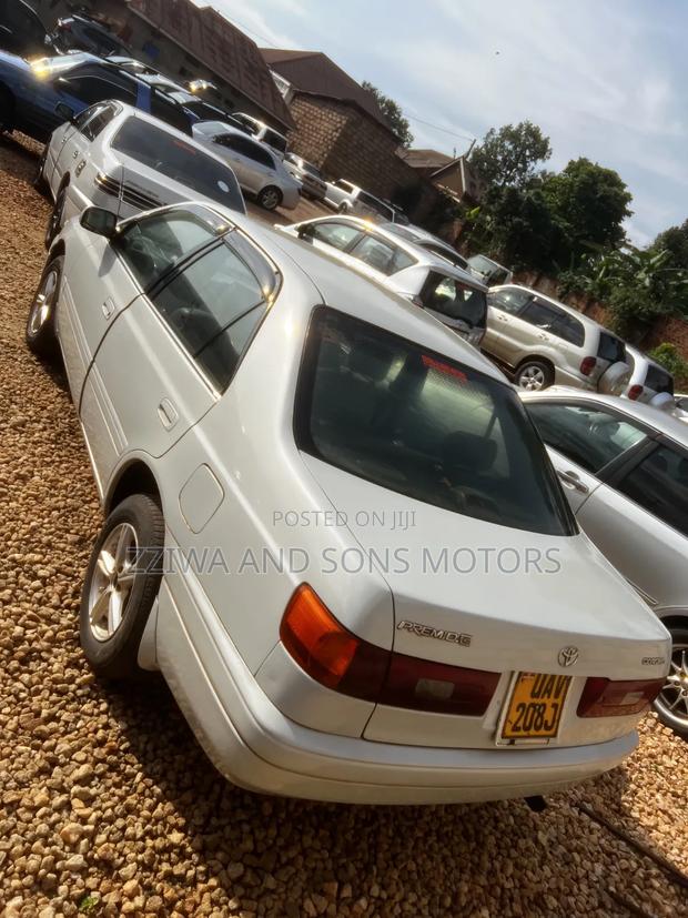 Toyota Premio 1.8 AWD 2001 Gray