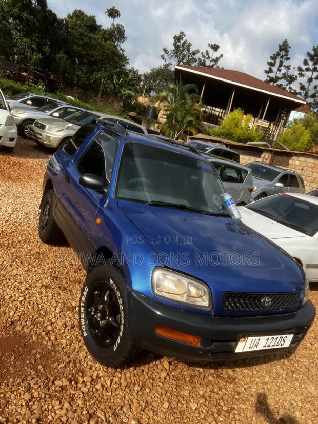 Toyota RAV4 Automatic 2003 Blue