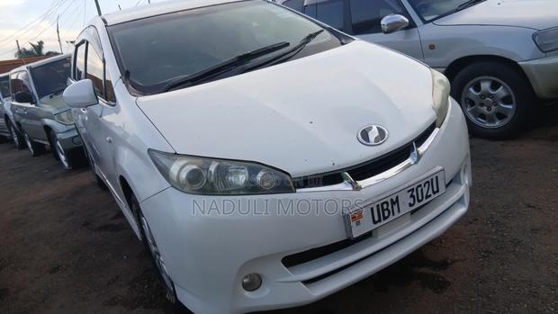 Toyota Wish 2011 White