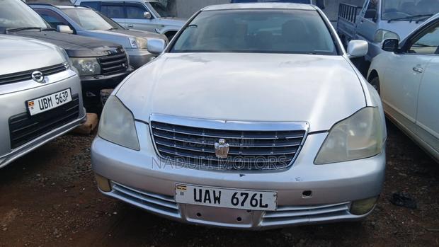 Toyota Crown 2007 Silver