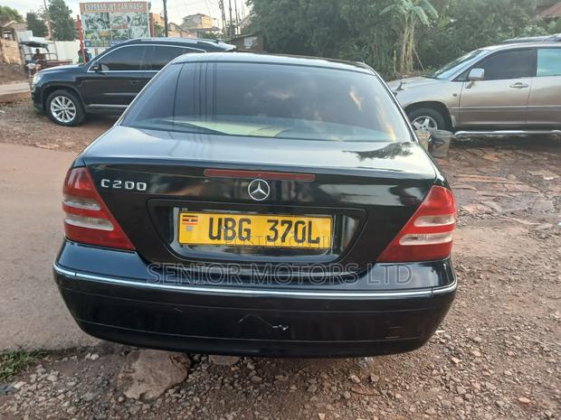 Mercedes-Benz C200 2006 Black