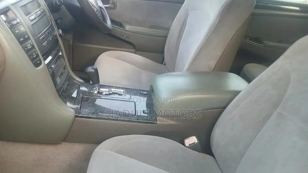 Toyota Crown 2007 Silver