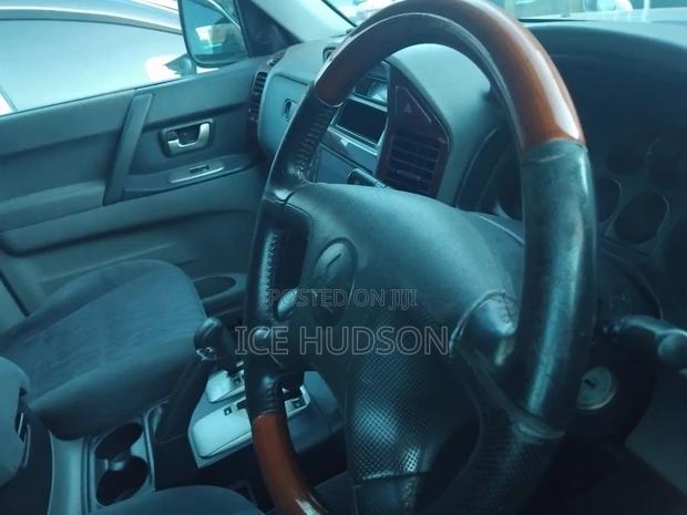 Mitsubishi Pajero 2006 Silver