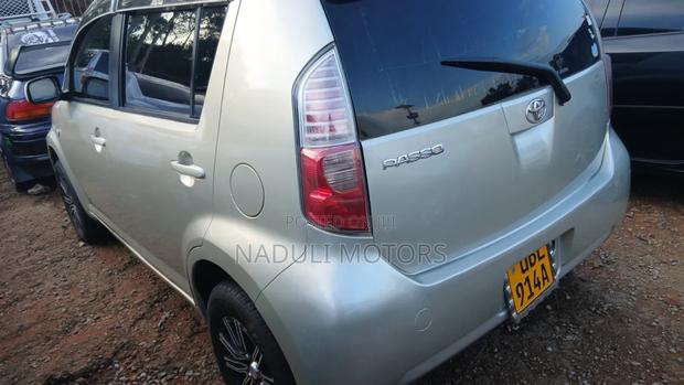 Toyota Passo 1.0 FWD 2006 Silver