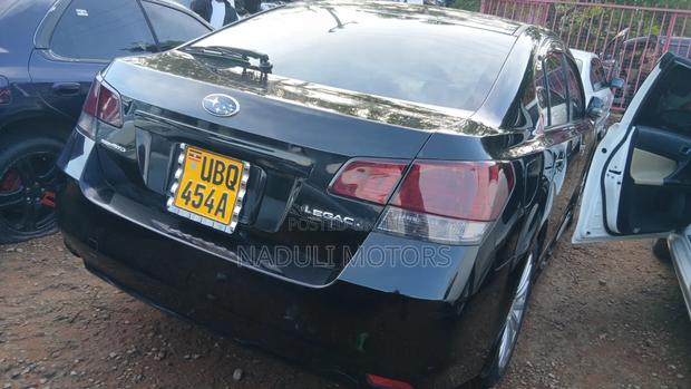 Subaru Legacy 2011 Black