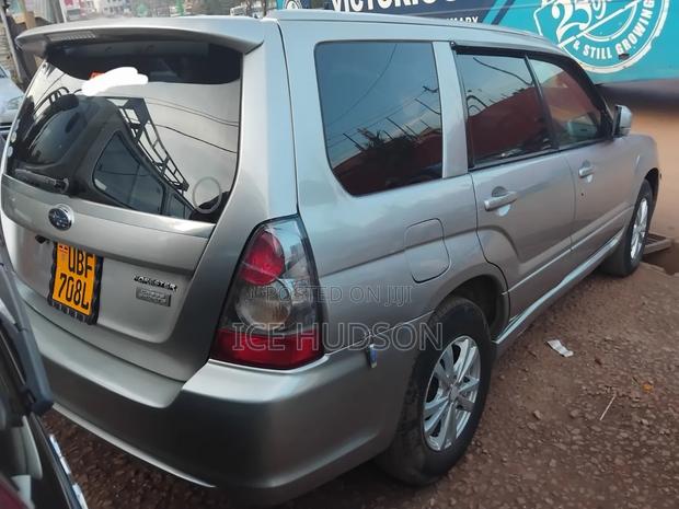 Subaru Forester 2005