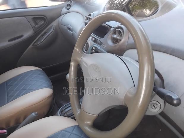 Toyota Vitz 2008 Pink