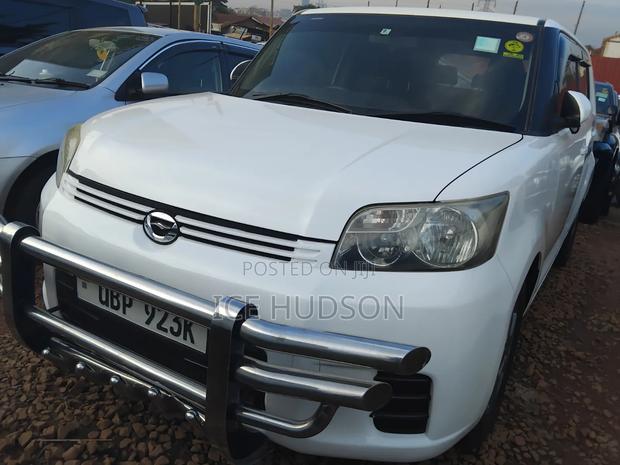 Toyota Corolla Rumion 2012 White