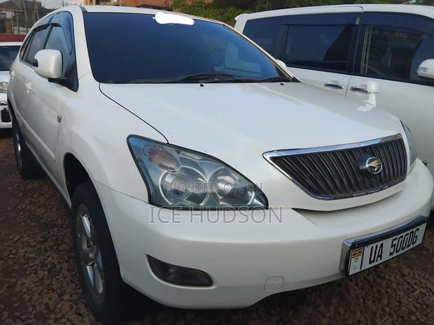 Toyota Harrier 2008 White