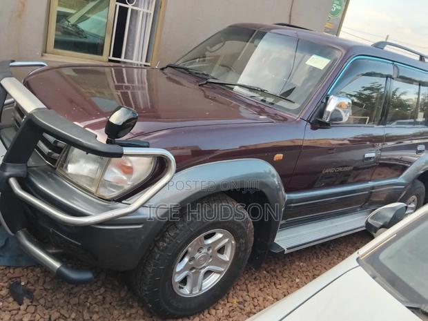 Toyota Land Cruiser Prado 2000