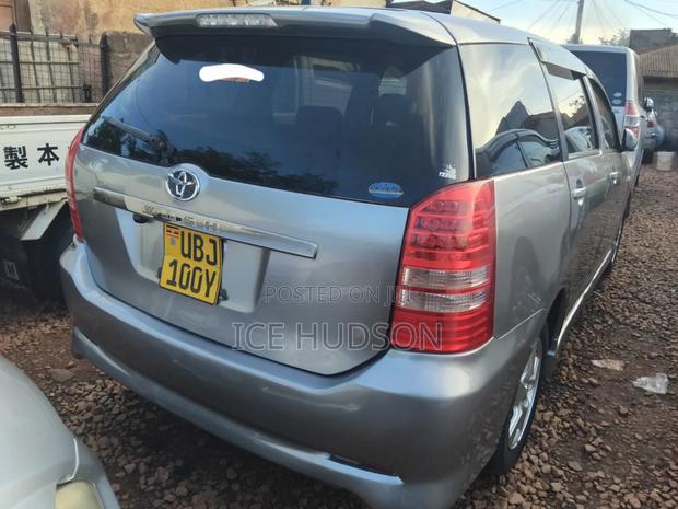 Toyota Wish 2007 Silver