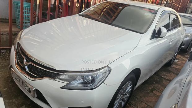 Toyota Mark X 2012 White